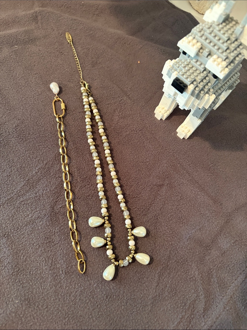 Plunder Gold and Cream Teardrop Pearl look Necklace and bracelet